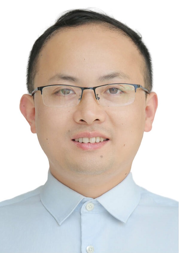 党总支部副书记、院长 费寝